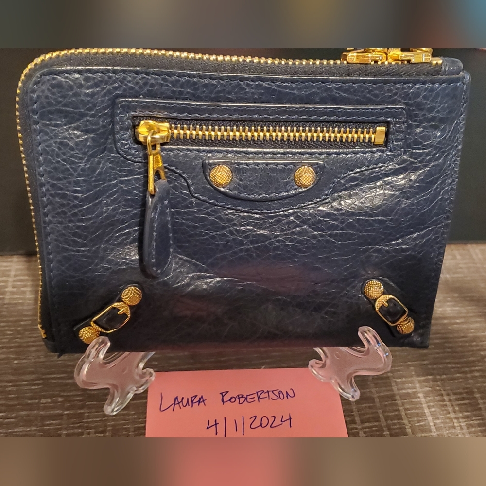 Balenciaga Giant Pouch XS